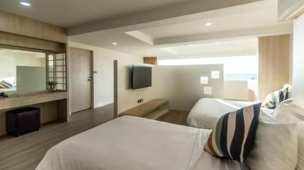 Bed in Bangsaen Villa Hotel