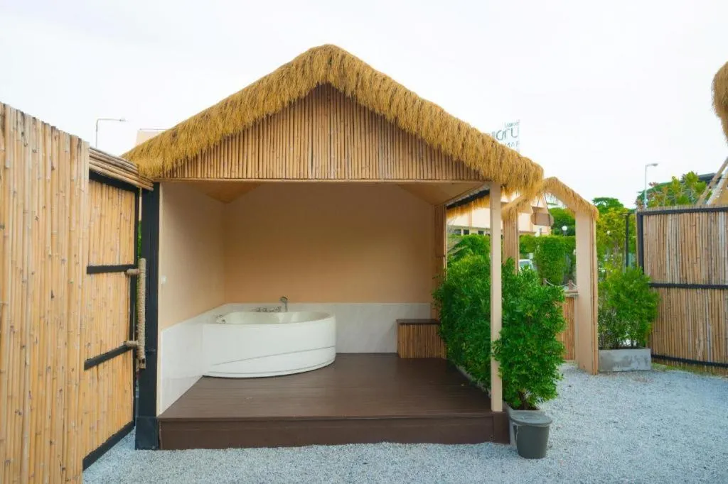 Bangsaen Villa Hotel