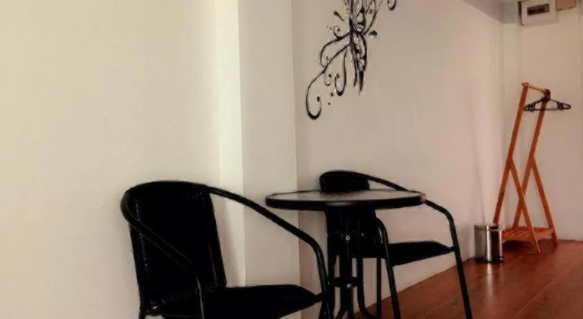 The Pride Hotel At Laemsing