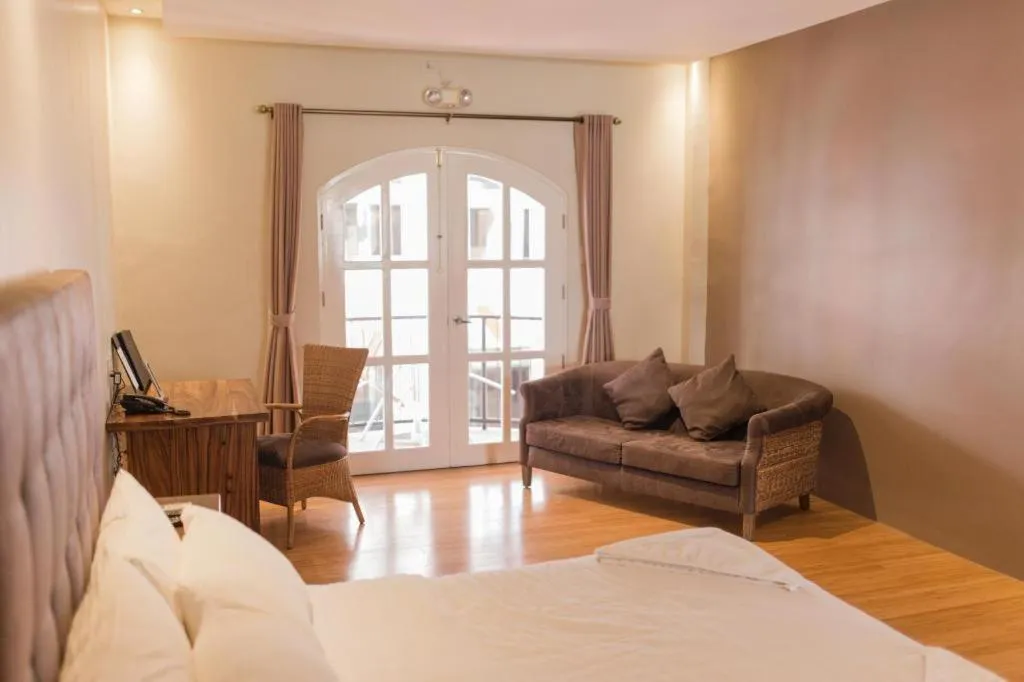 Bed in Kingsleys Hotel and Gastro Pub