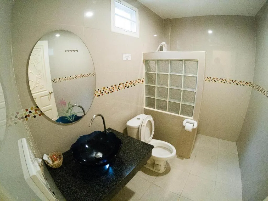 Holland Resort Phuket