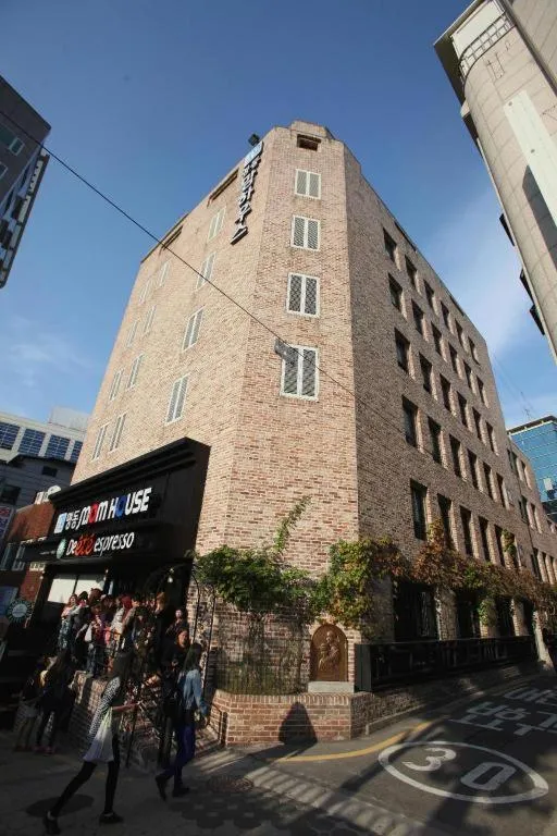 Myeongdong Mom House