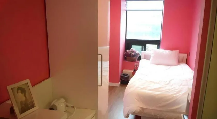 Bed in Myeongdong Mom House