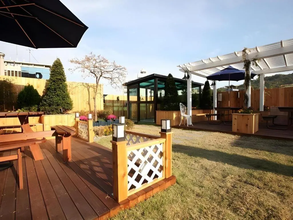 Myeongdong Mom House