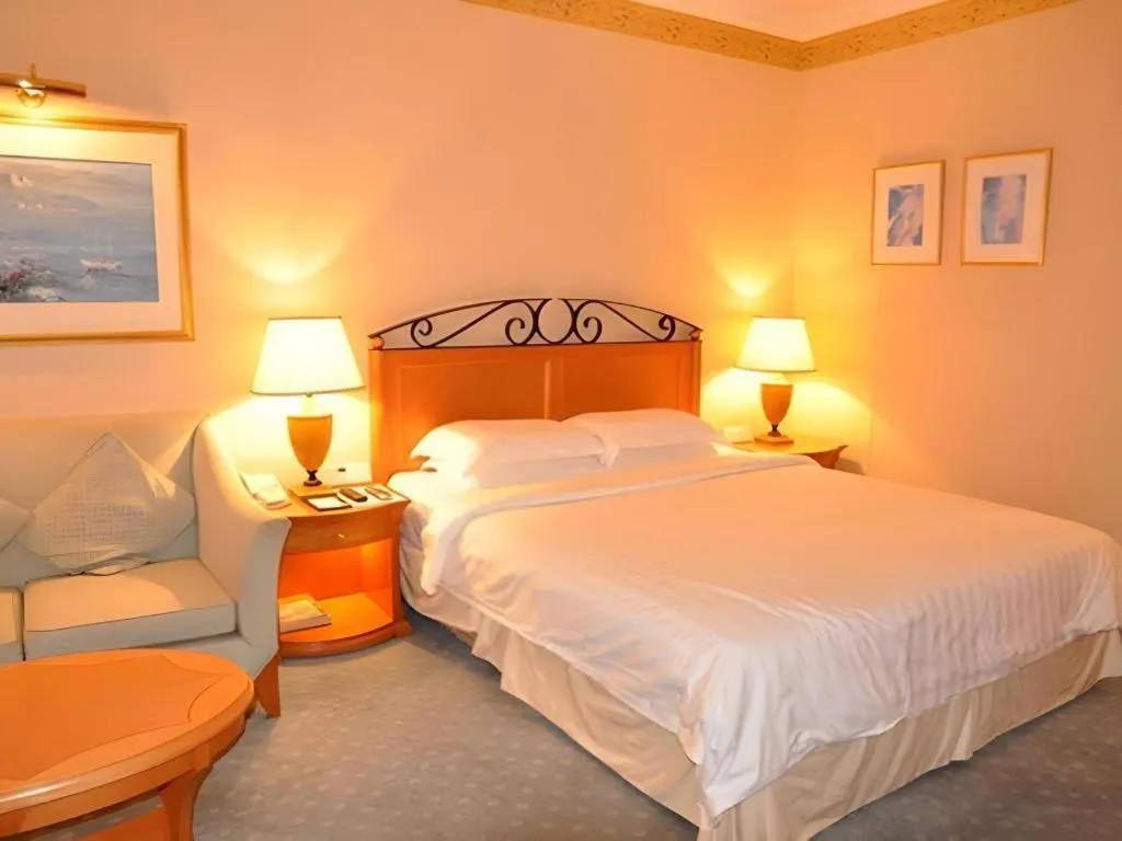 Bed in Regency Hotel