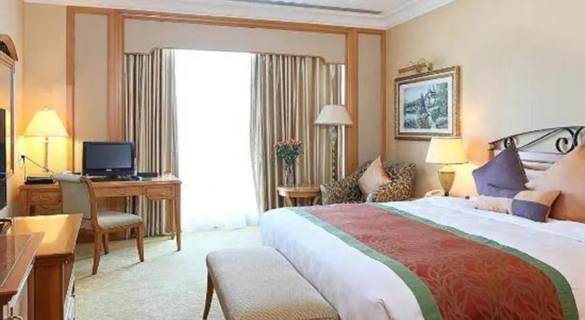 Bed in Regency Hotel