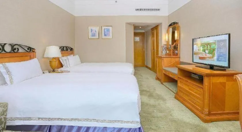 Bed in Regency Hotel