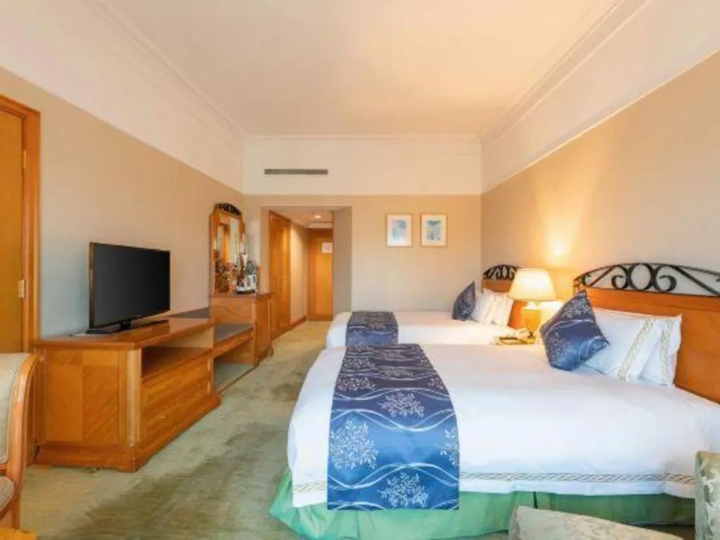 Bed in Regency Hotel