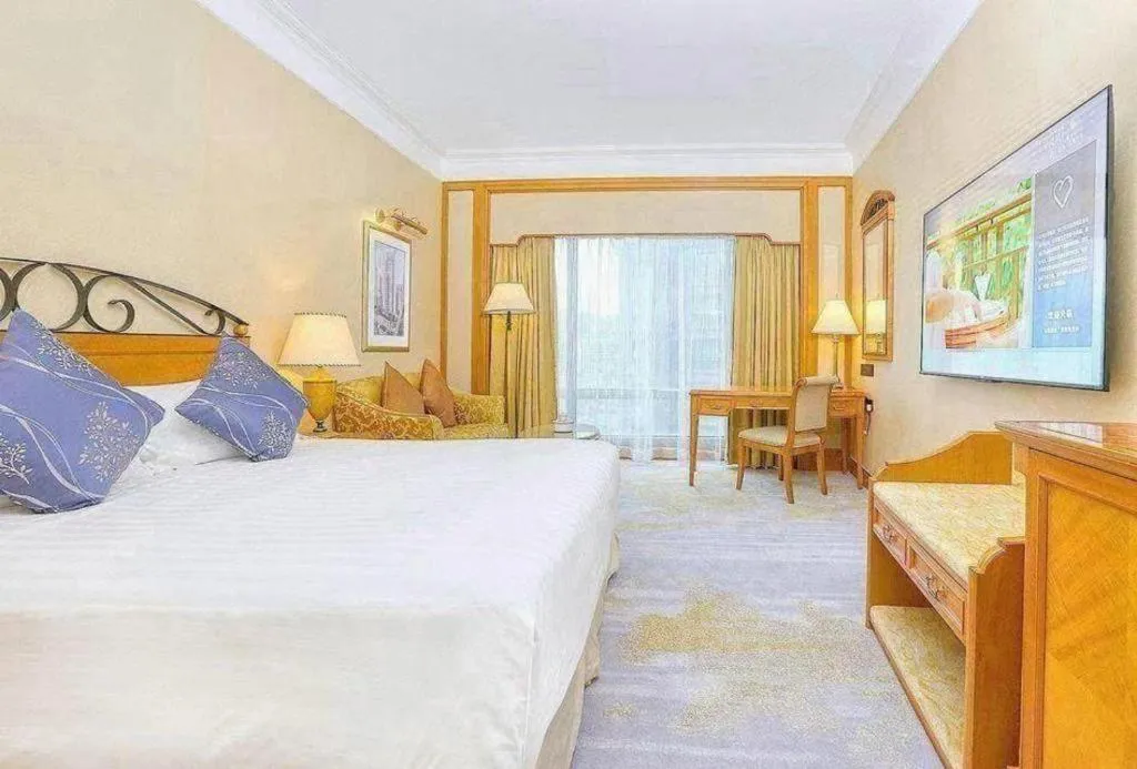 Bed in Regency Hotel