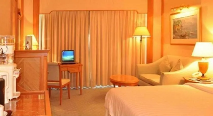 Bed in Regency Hotel