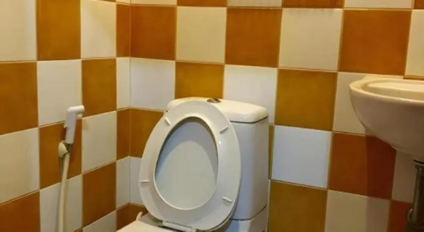 RuenNamyen Resort Amphawa