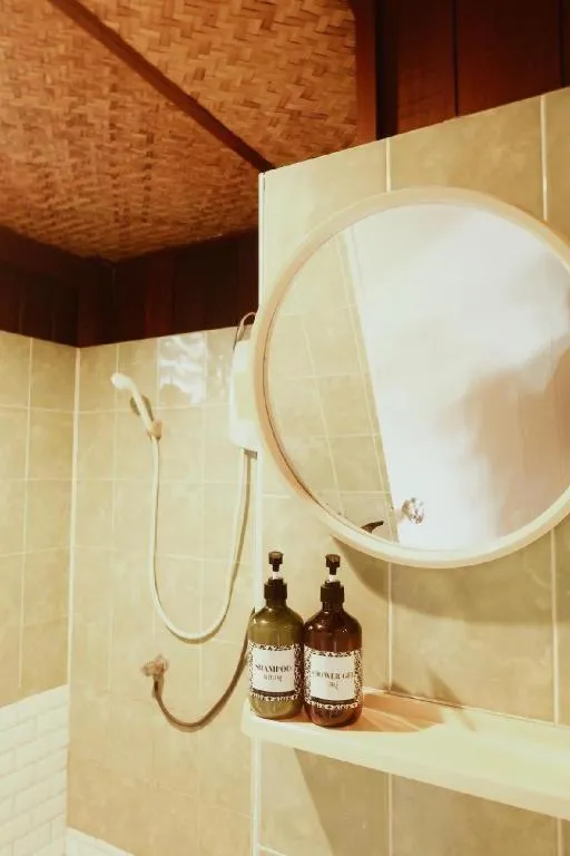 RuenNamyen Resort Amphawa