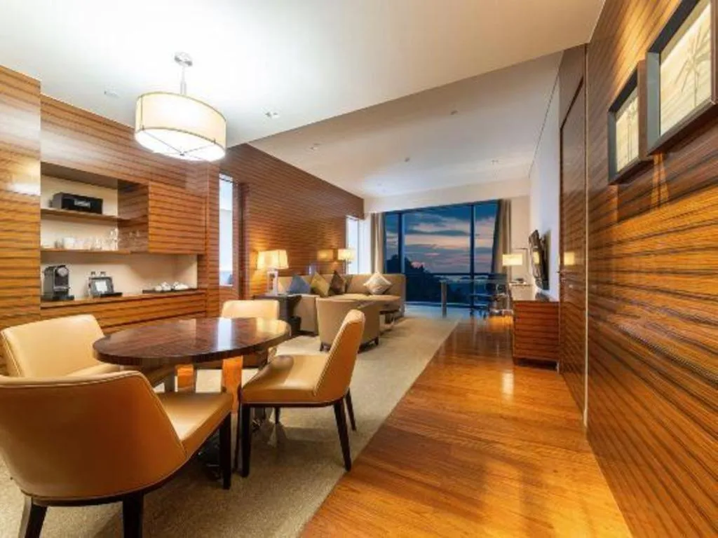 New World Guiyang Hotel