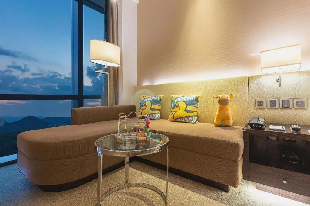 New World Guiyang Hotel