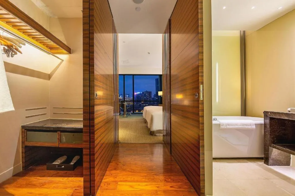 New World Guiyang Hotel