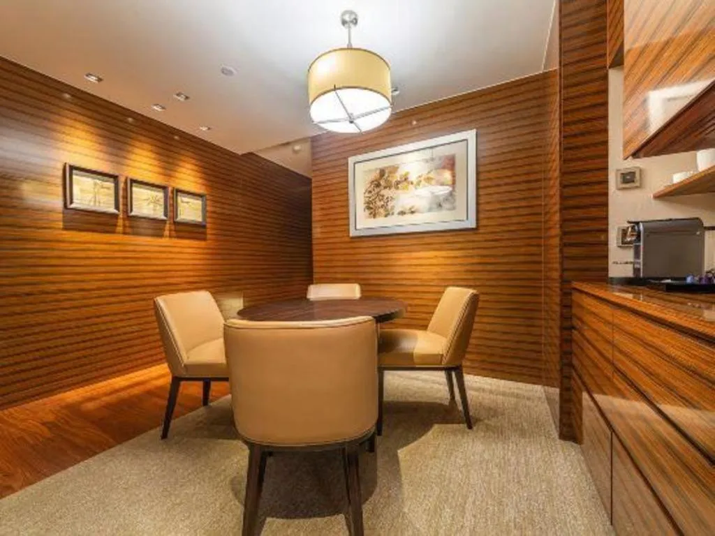 New World Guiyang Hotel