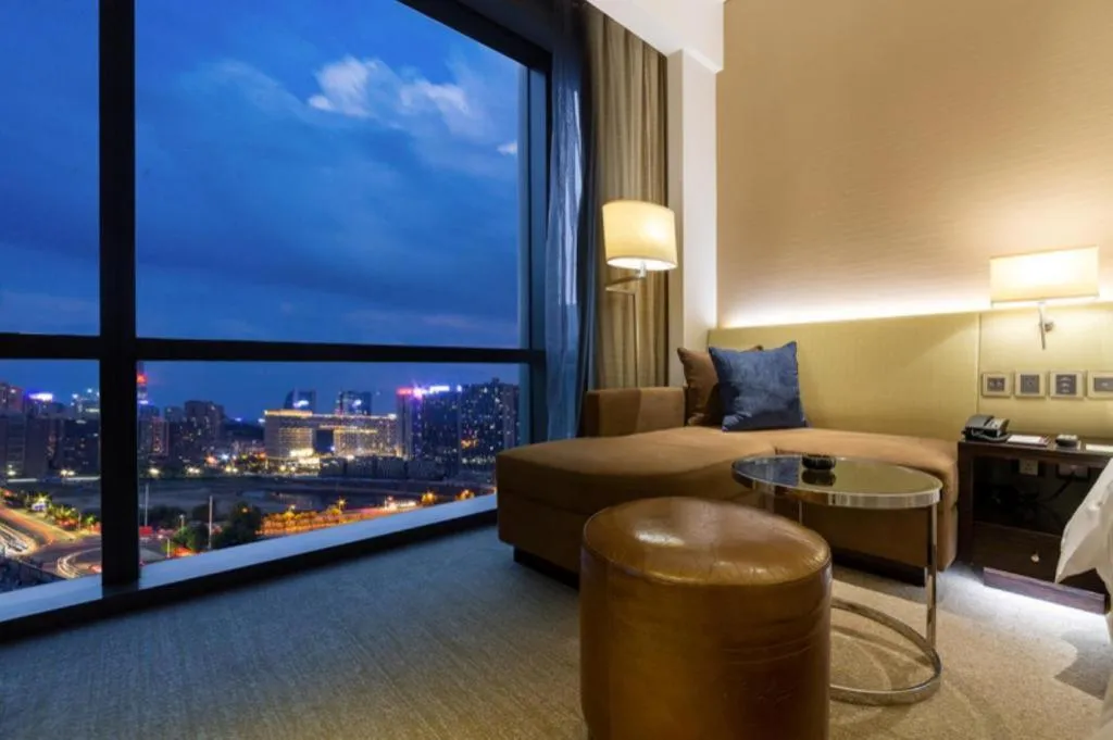New World Guiyang Hotel
