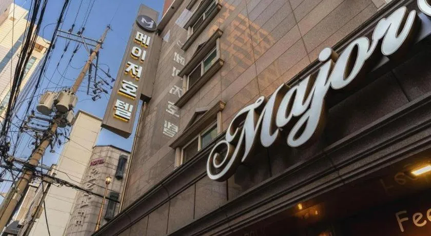 Major Hotel