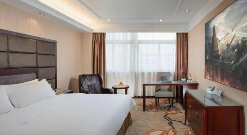 Bed in Vienna Hotel Hangzhou Binkang Road Metro Station