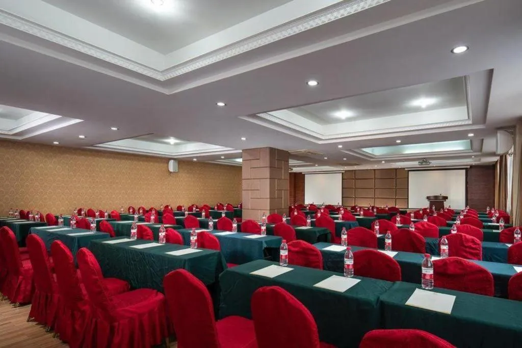 Vienna Hotel Hangzhou Binkang Road Metro Station