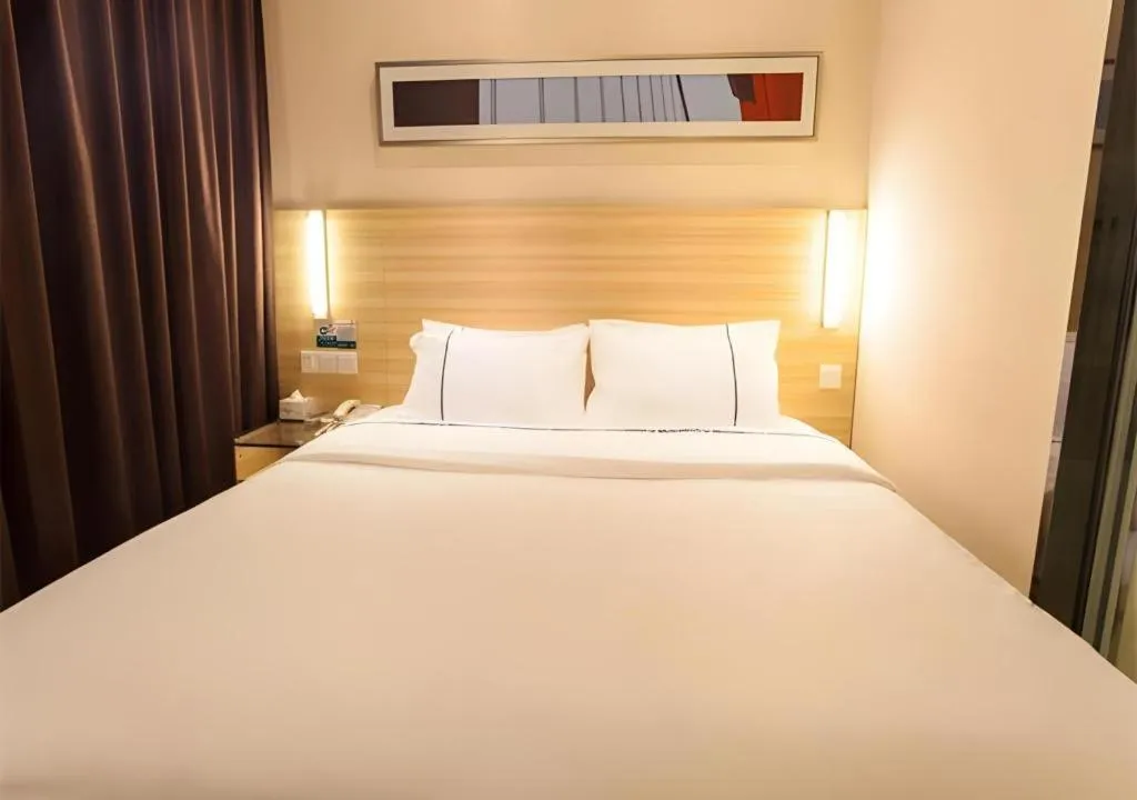 Bed in City Comfort Inn Nanning Chaoyang Square Metro Station