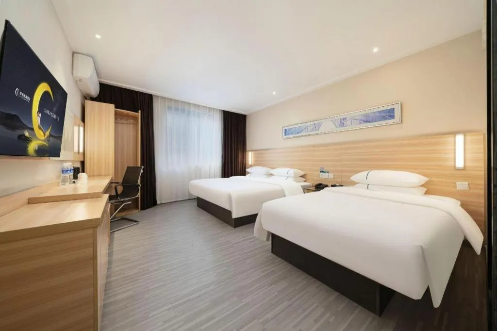 Bed in City Comfort Inn Nanning Chaoyang Square Metro Station