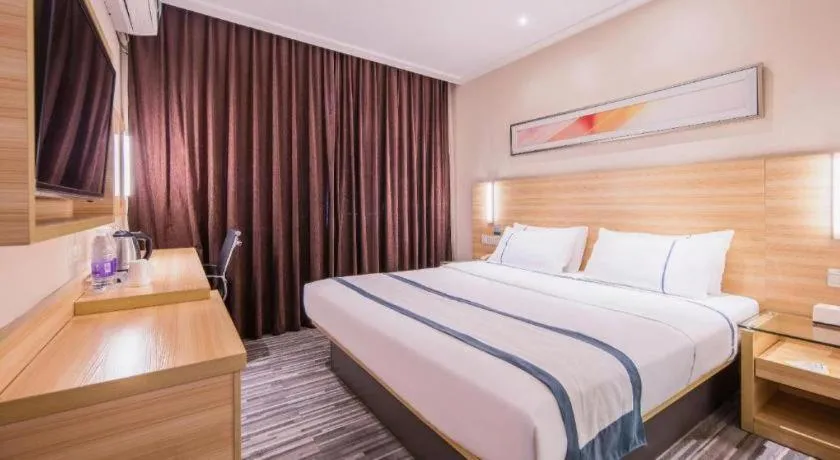 Bed in City Comfort Inn Nanning Chaoyang Square Metro Station