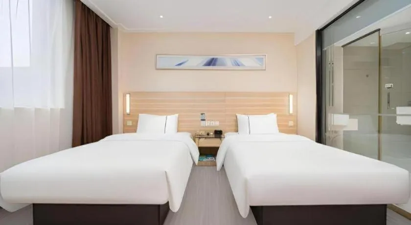 Bed in City Comfort Inn Nanning Chaoyang Square Metro Station