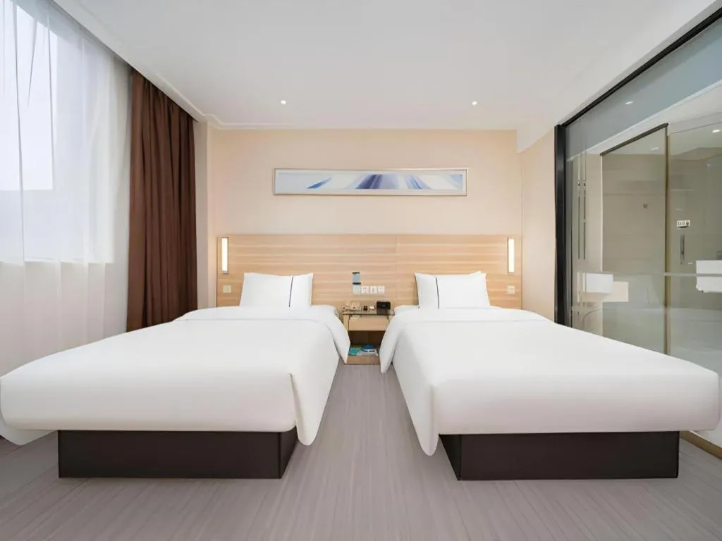 Bed in City Comfort Inn Nanning Chaoyang Square Metro Station