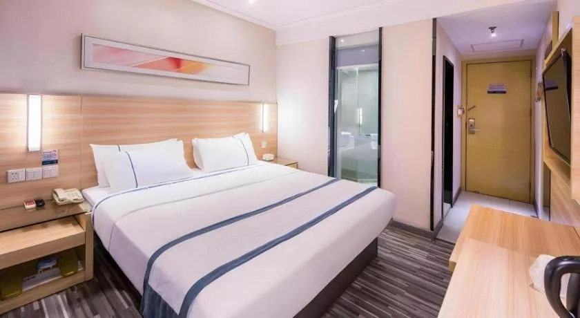 Bed in City Comfort Inn Nanning Chaoyang Square Metro Station