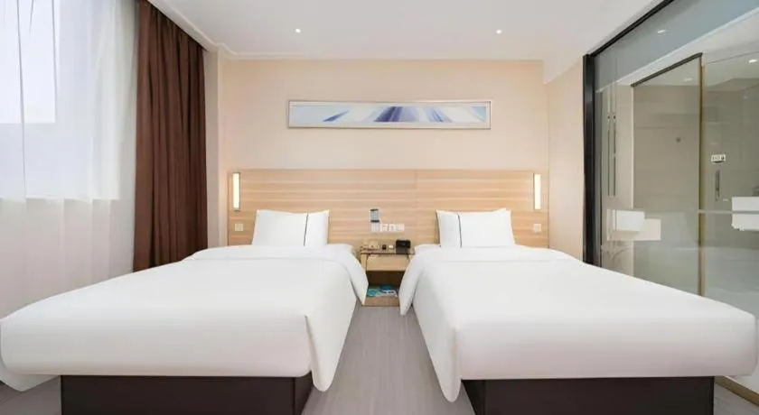 Bed in City Comfort Inn Nanning Chaoyang Square Metro Station