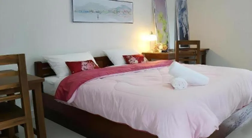 Bed in Iyara Residence