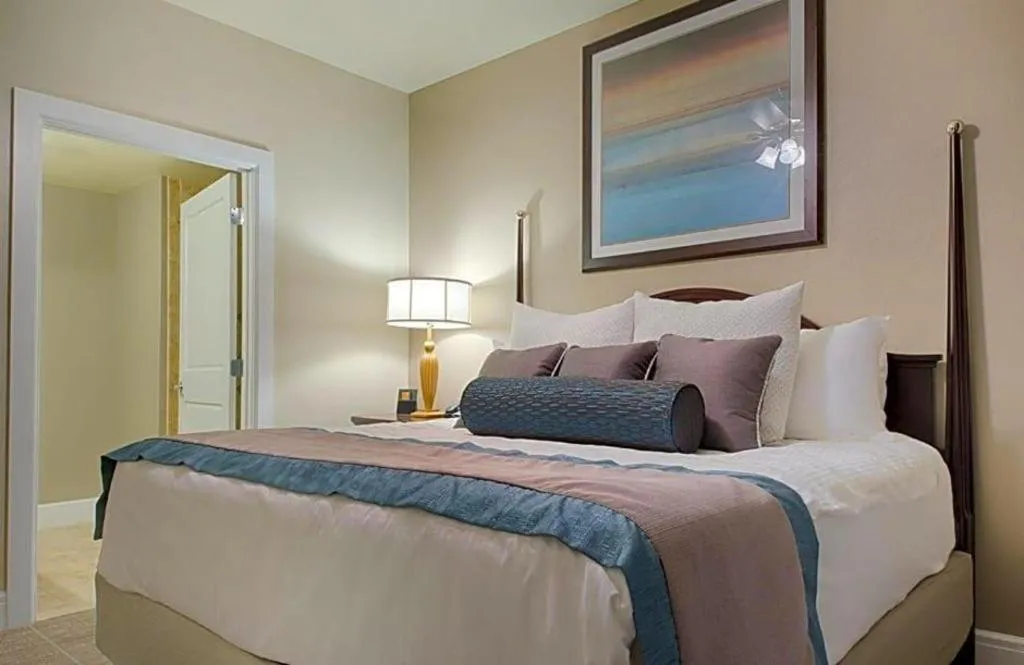 Bed in National Harbor Resort by ResortShare