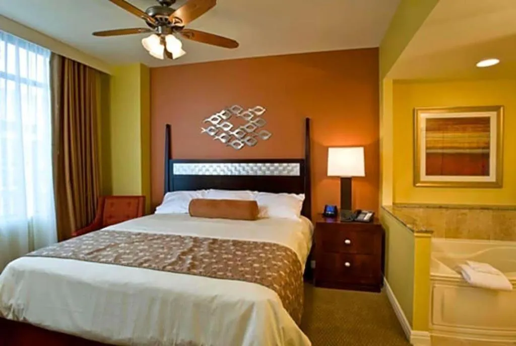 Bed in National Harbor Resort by ResortShare