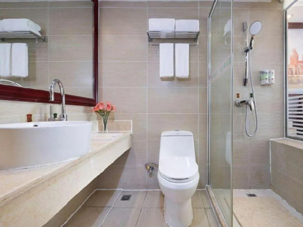 Vienna Hotel Nanning Train Station