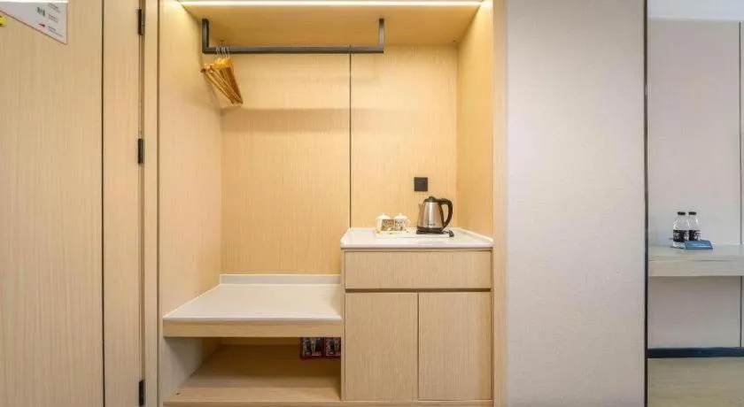 Vienna Hotel Nanning Train Station