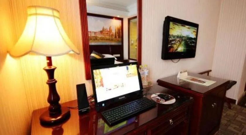 Vienna Hotel Nanning Train Station