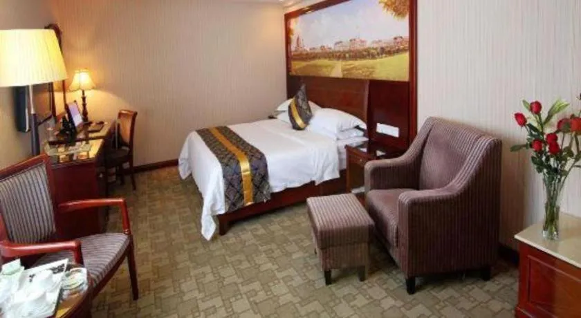 Bed in Vienna Hotel Nanning Train Station