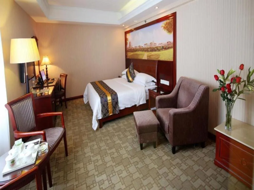 Bed in Vienna Hotel Nanning Train Station