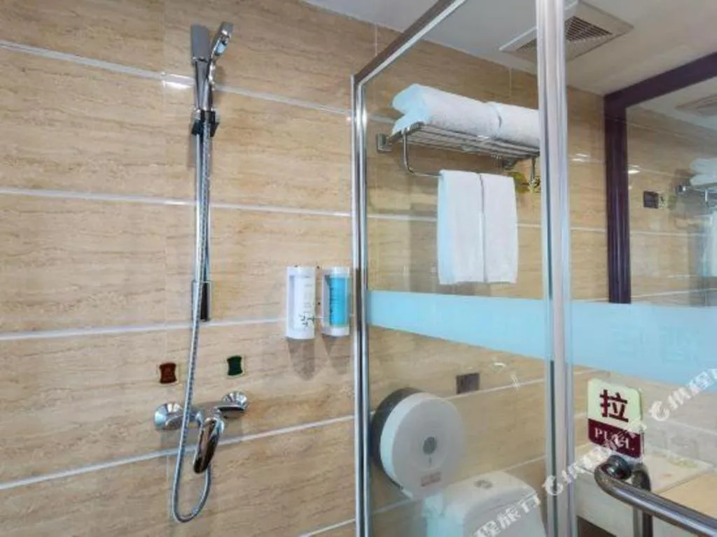 Vienna Hotel Nanning Train Station