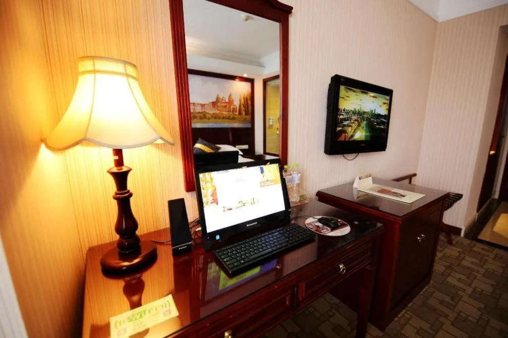 Vienna Hotel Nanning Train Station