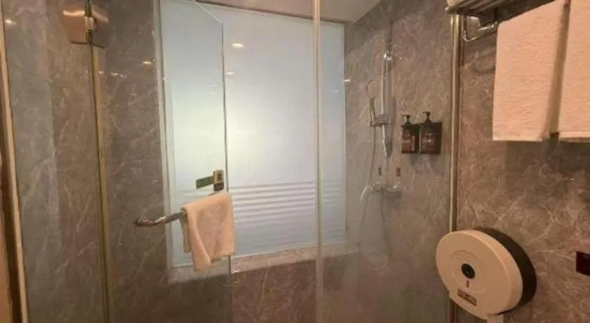 Vienna Hotel Nanning Train Station