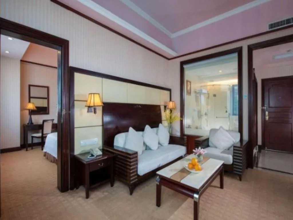 Bed in Vienna International Hotel Shenzhen North Station Branch