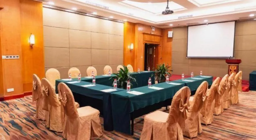 Vienna International Hotel Shenzhen North Station Branch