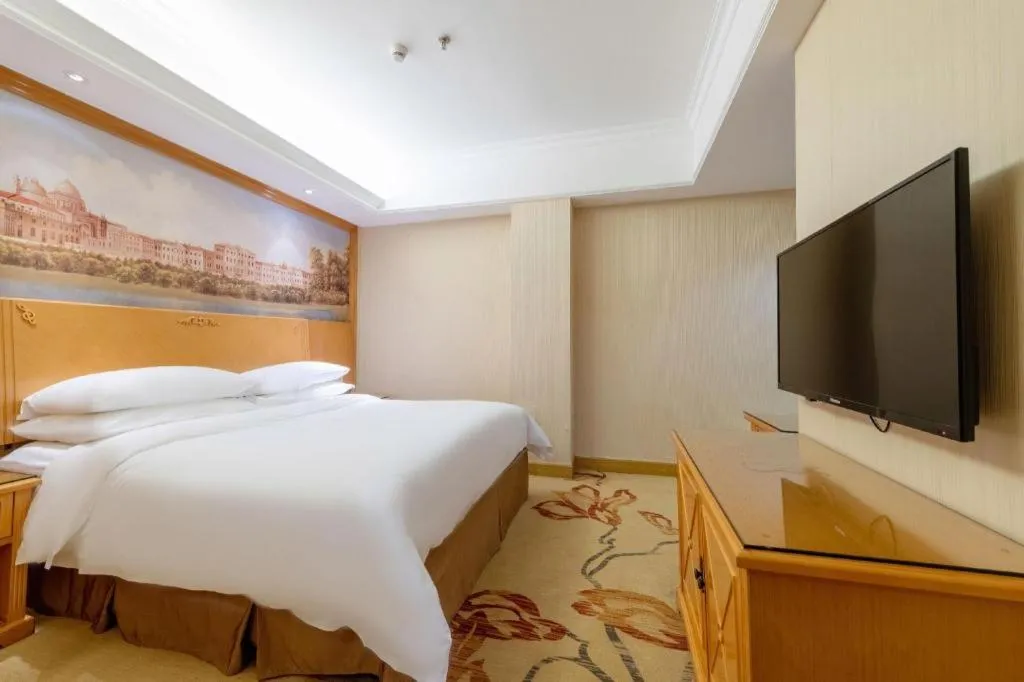 Bed in Vienna International Hotel Shenzhen North Station Branch