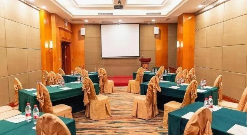 Vienna International Hotel Shenzhen North Station Branch