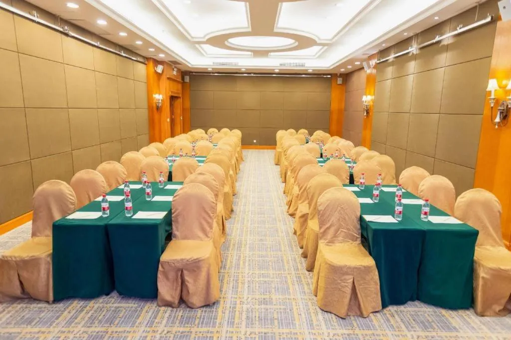 Vienna International Hotel Shenzhen North Station Branch