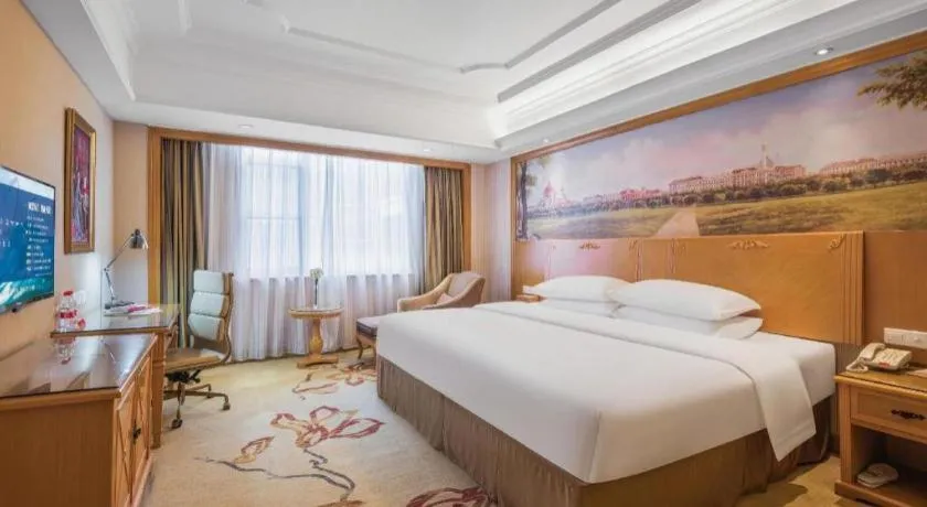 Bed in Vienna International Hotel Shenzhen North Station Branch