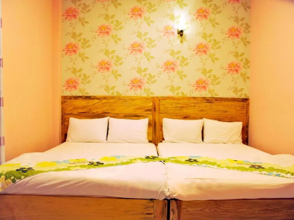 Bed in Dalat Flower Hotel & Spa