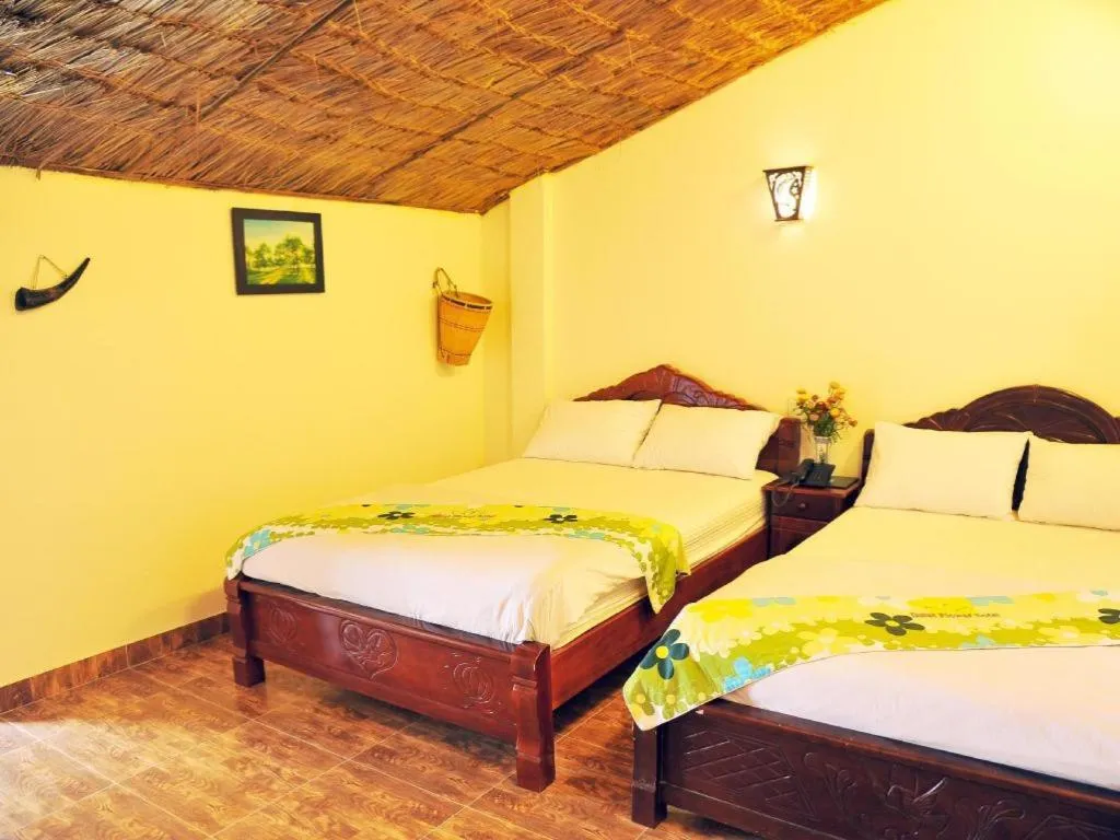 Bed in Dalat Flower Hotel & Spa